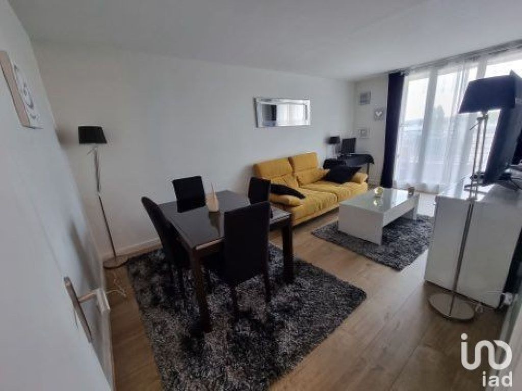 Achat appartement à vendre 3 pièces 60 m² - Saint-Germain-en-Laye