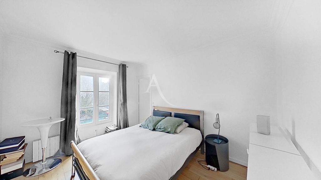 Achat appartement à vendre 2 pièces 50 m² - Paris 19ème arrondissement