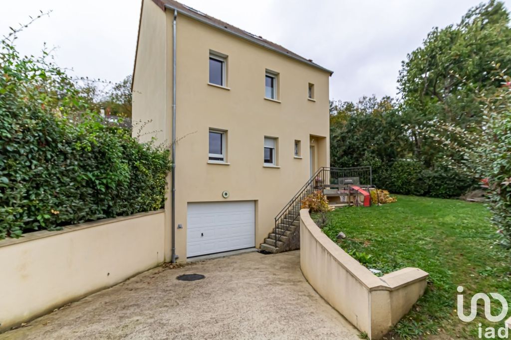 Achat maison à vendre 5 chambres 150 m² - Guerville