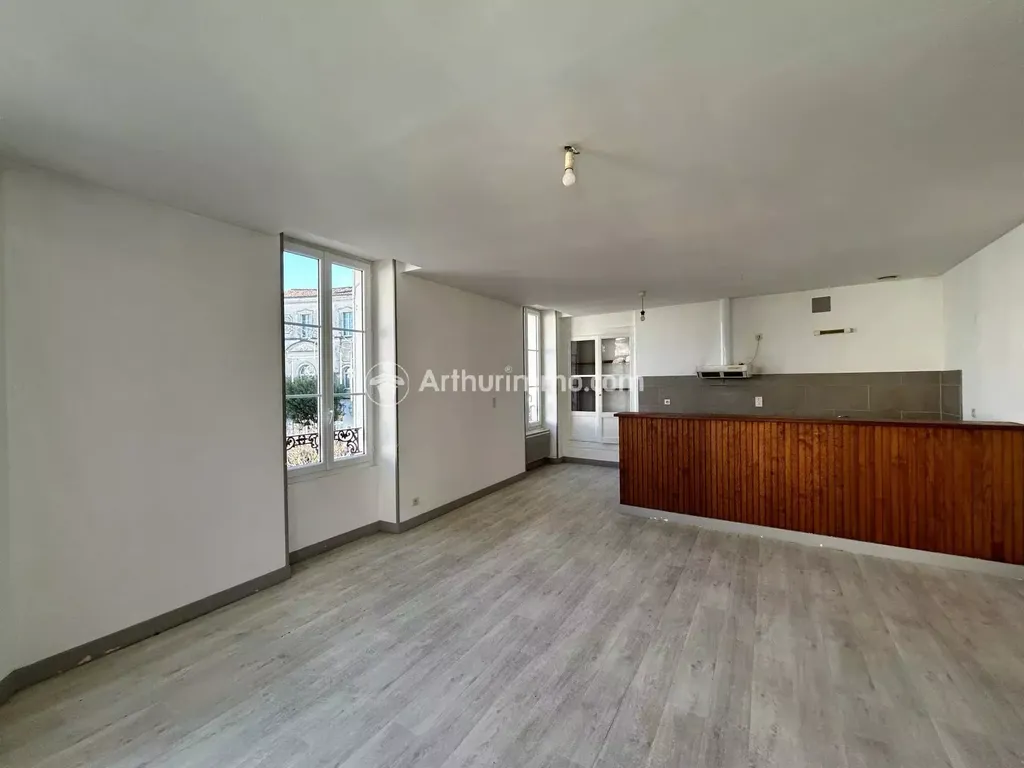 Achat appartement à vendre 6 pièces 145 m² - Matha