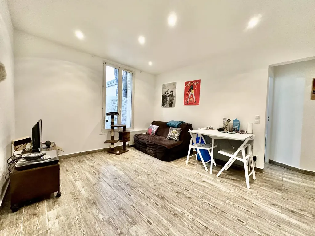 Achat appartement à vendre 3 pièces 44 m² - Maisons-Alfort