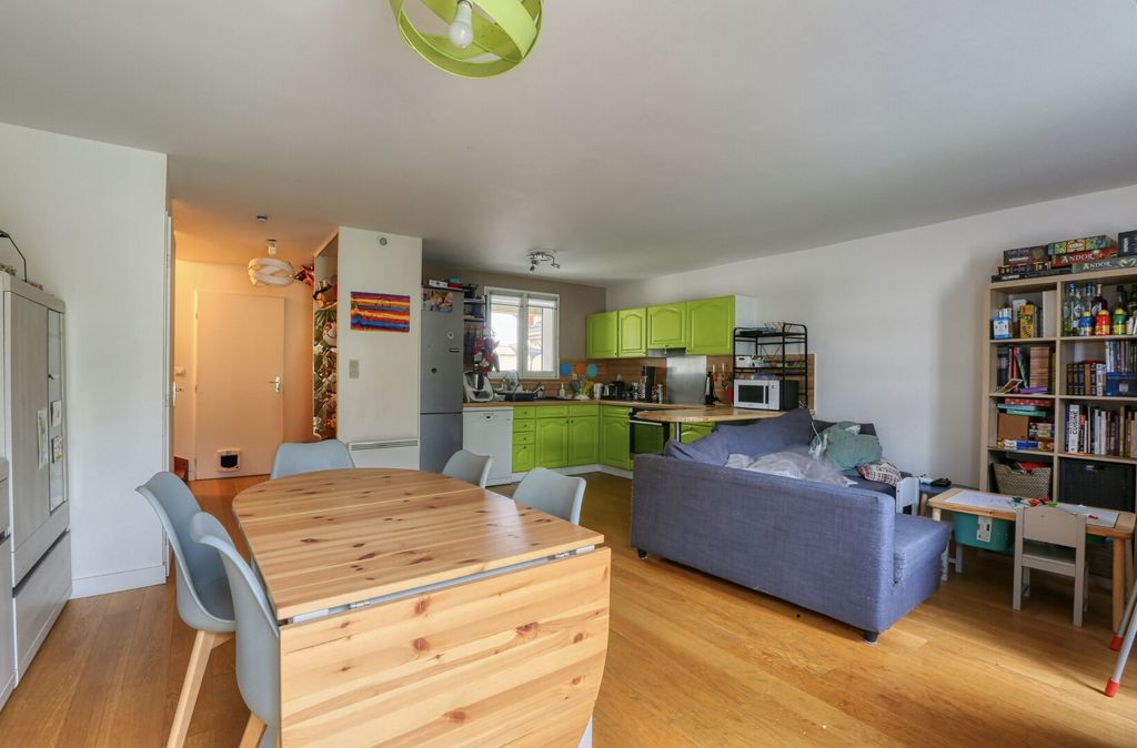 Achat maison à vendre 3 chambres 77 m² - Cergy