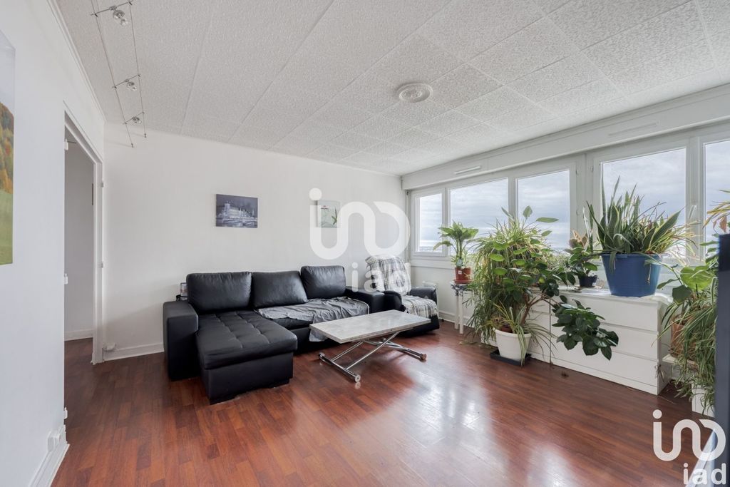 Achat appartement à vendre 2 pièces 54 m² - Rosny-sous-Bois