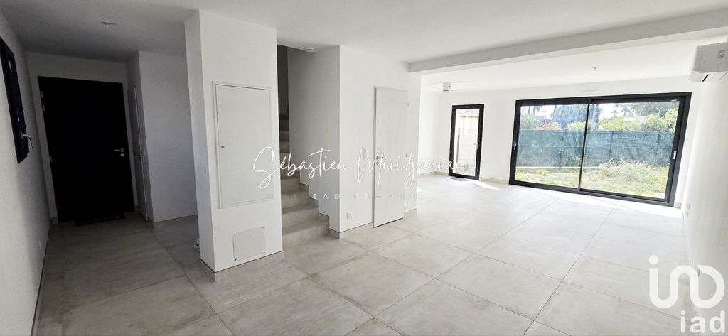 Achat maison à vendre 3 chambres 88 m² - Hyères