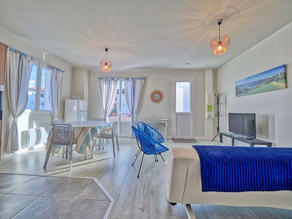 Achat appartement à vendre 4 pièces 70 m² - Saint-Pée-sur-Nivelle