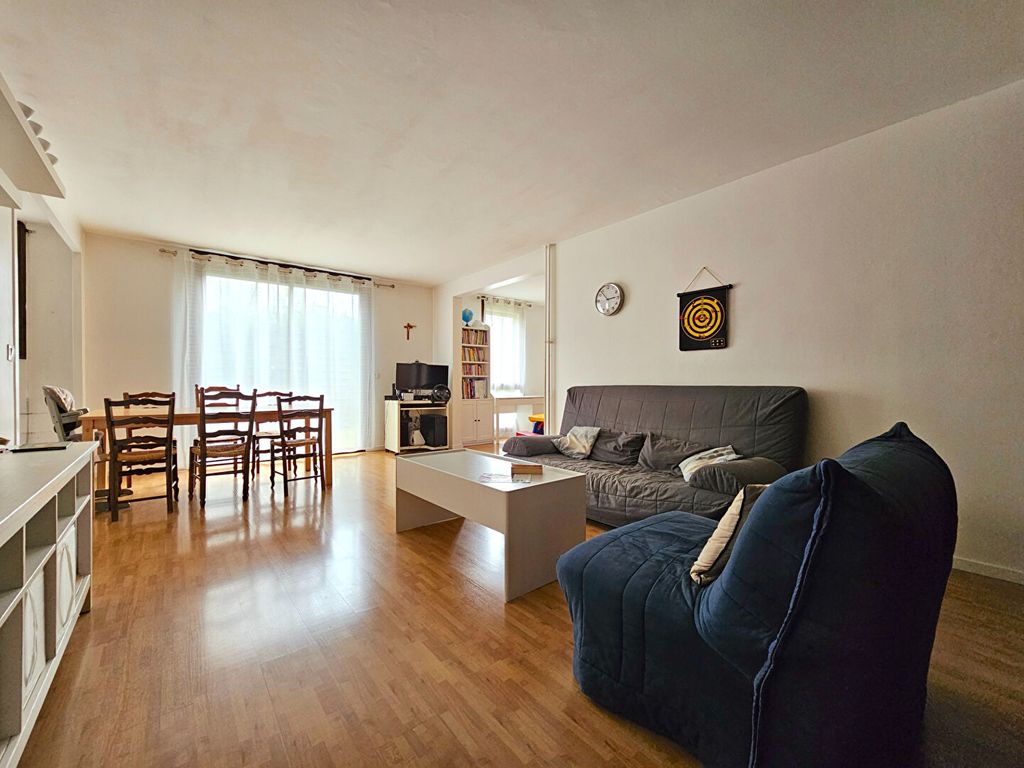Achat appartement à vendre 5 pièces 100 m² - Évry