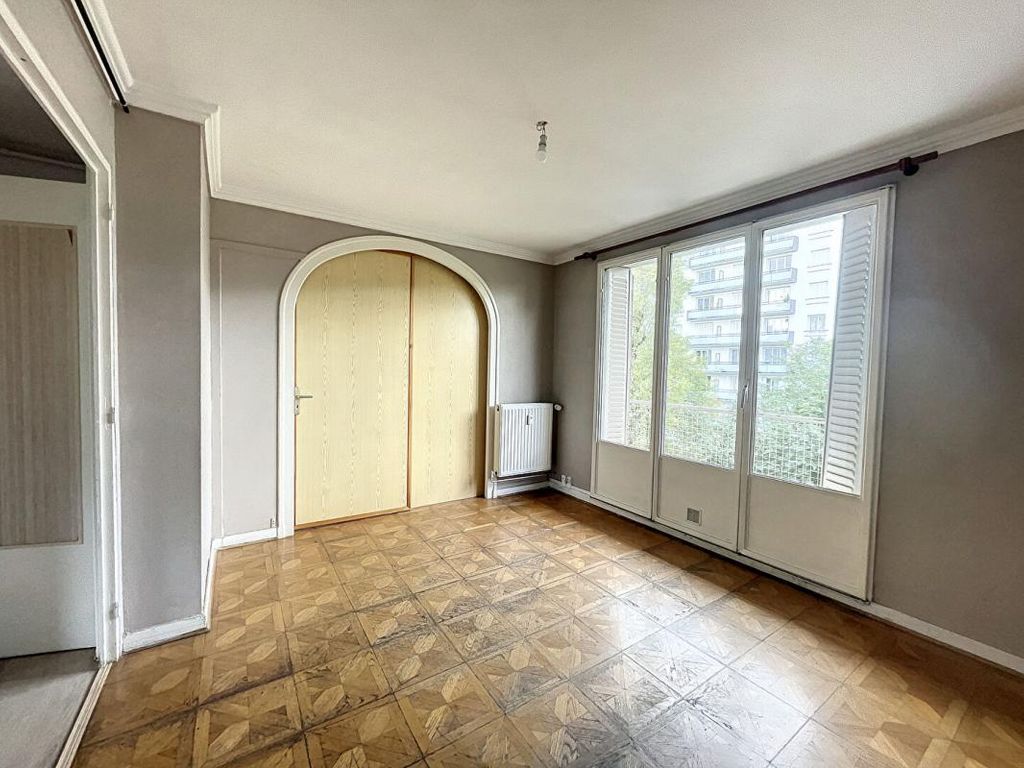 Achat appartement à vendre 3 pièces 52 m² - Lyon 8ème arrondissement