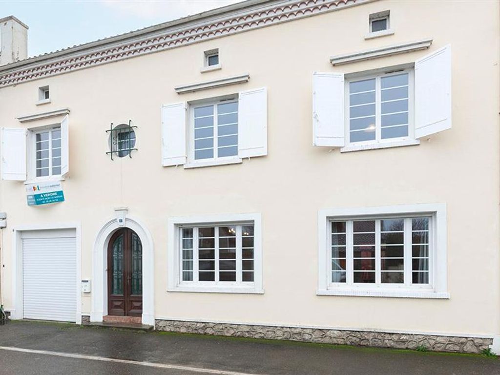 Achat maison à vendre 5 chambres 173 m² - Mont-de-Marsan