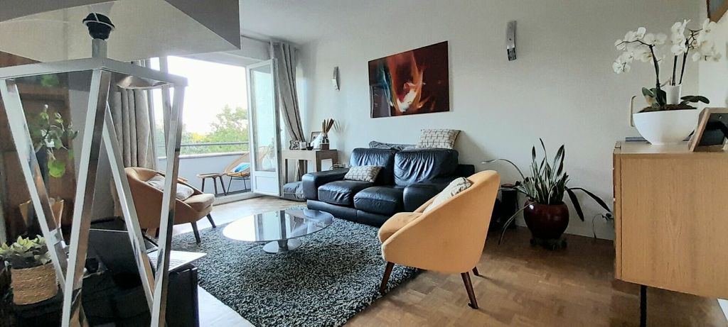 Achat appartement à vendre 2 pièces 52 m² - Saint-Fargeau-Ponthierry