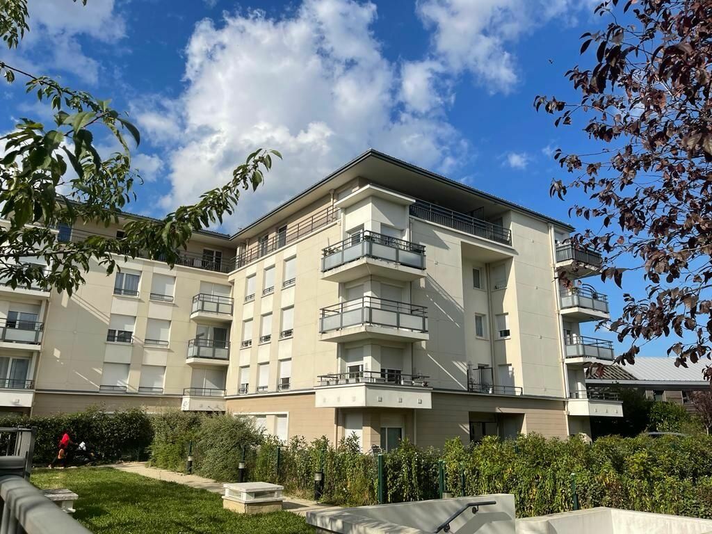 Achat appartement à vendre 4 pièces 85 m² - Dammarie-les-Lys