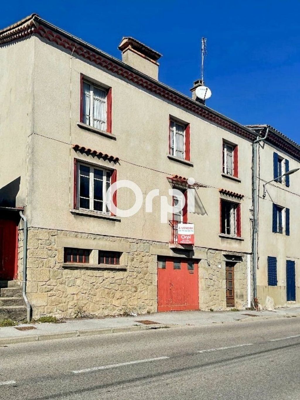 Achat maison à vendre 4 chambres 90 m² - Saint-Privat