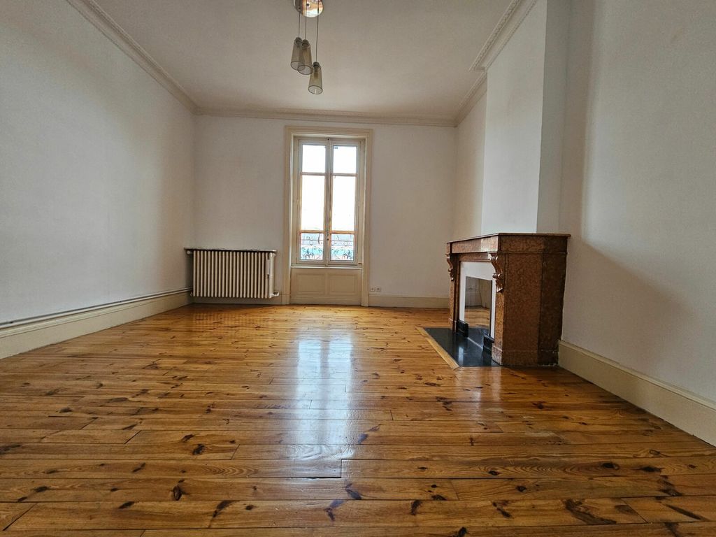 Achat appartement à vendre 2 pièces 72 m² - Saint-Étienne