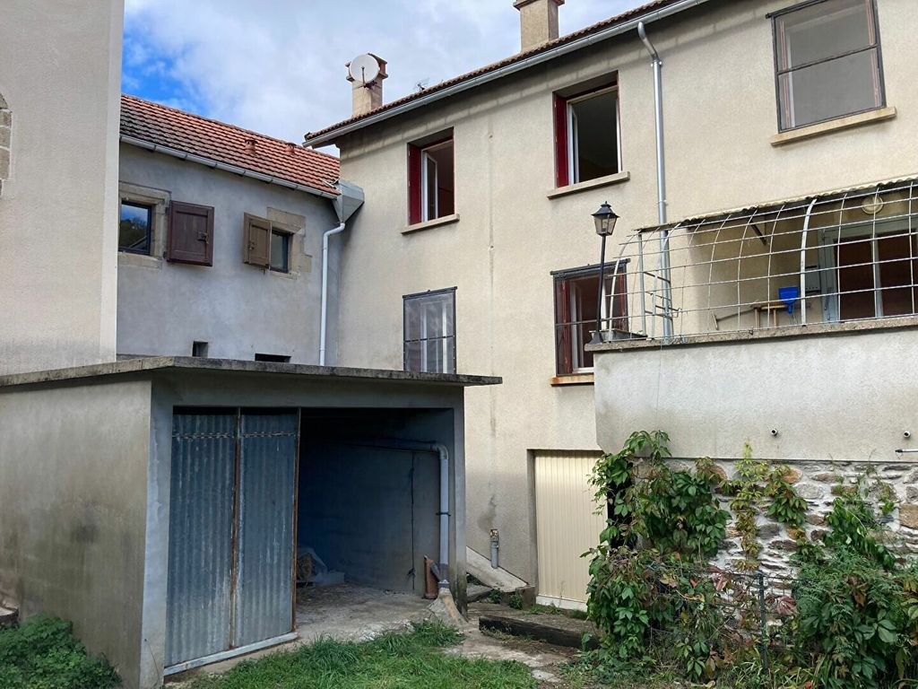 Achat maison à vendre 6 chambres 136 m² - Saint-André-Capcèze