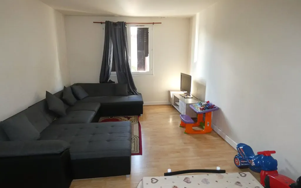 Achat appartement à vendre 2 pièces 47 m² - Château-Thierry