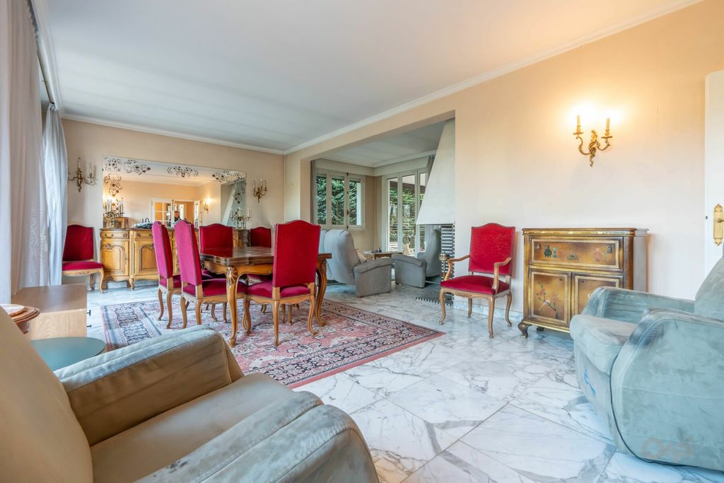 Achat maison à vendre 5 chambres 175 m² - Bry-sur-Marne