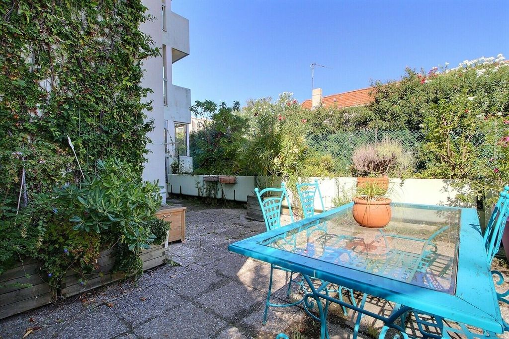 Achat appartement à vendre 3 pièces 78 m² - Marseille 10ème arrondissement