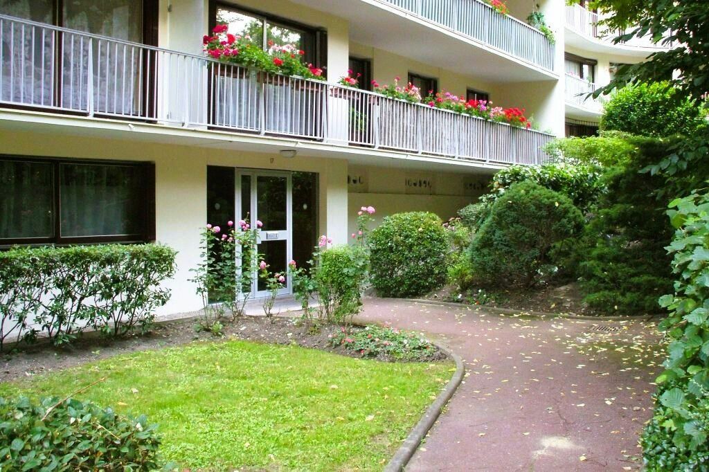 Achat appartement à vendre 2 pièces 49 m² - Tremblay-en-France