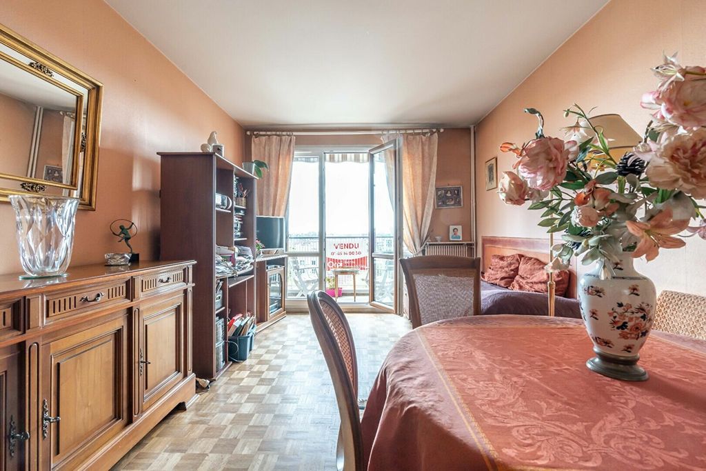 Achat appartement à vendre 2 pièces 54 m² - Saint-Maur-des-Fossés