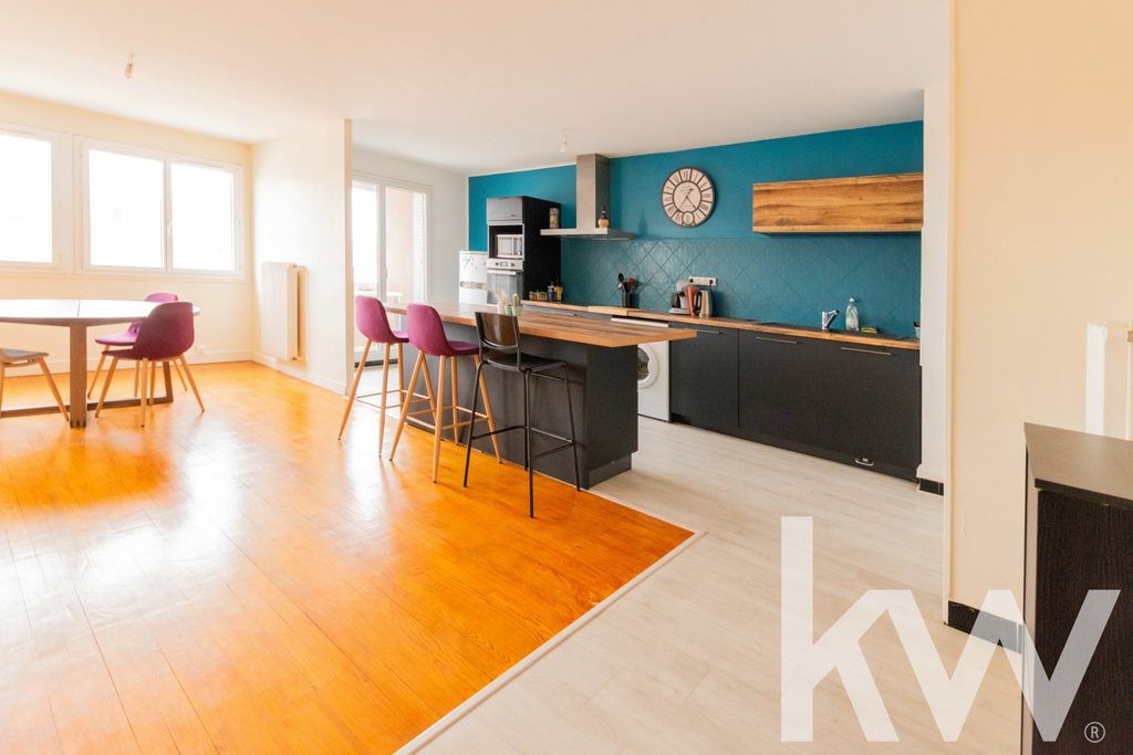 Achat appartement à vendre 4 pièces 81 m² - Clermont-Ferrand