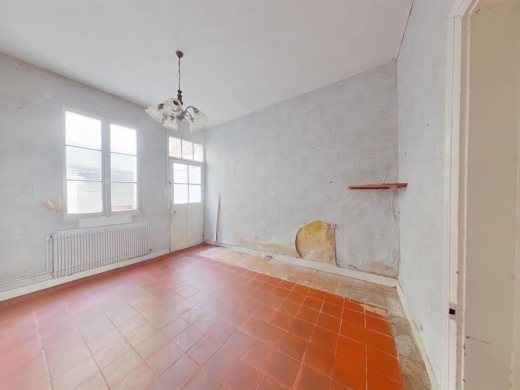 Achat maison à vendre 2 chambres 60 m² - Loches