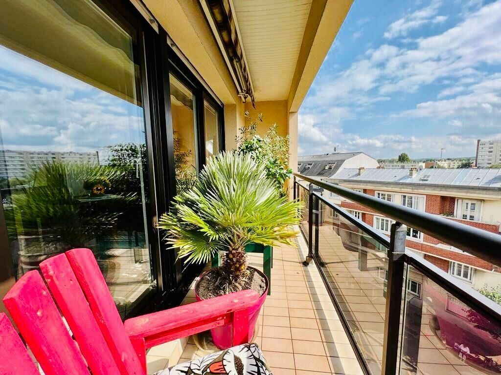 Achat appartement à vendre 3 pièces 84 m² - Chelles