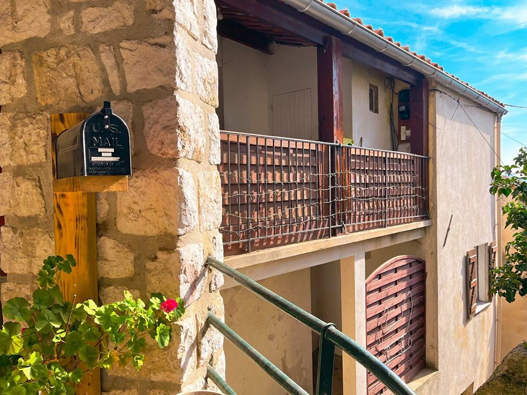 Achat maison à vendre 2 chambres 67 m² - Berre-les-Alpes