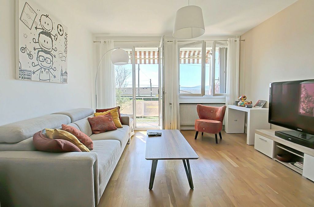 Achat appartement à vendre 2 pièces 66 m² - Jassans-Riottier