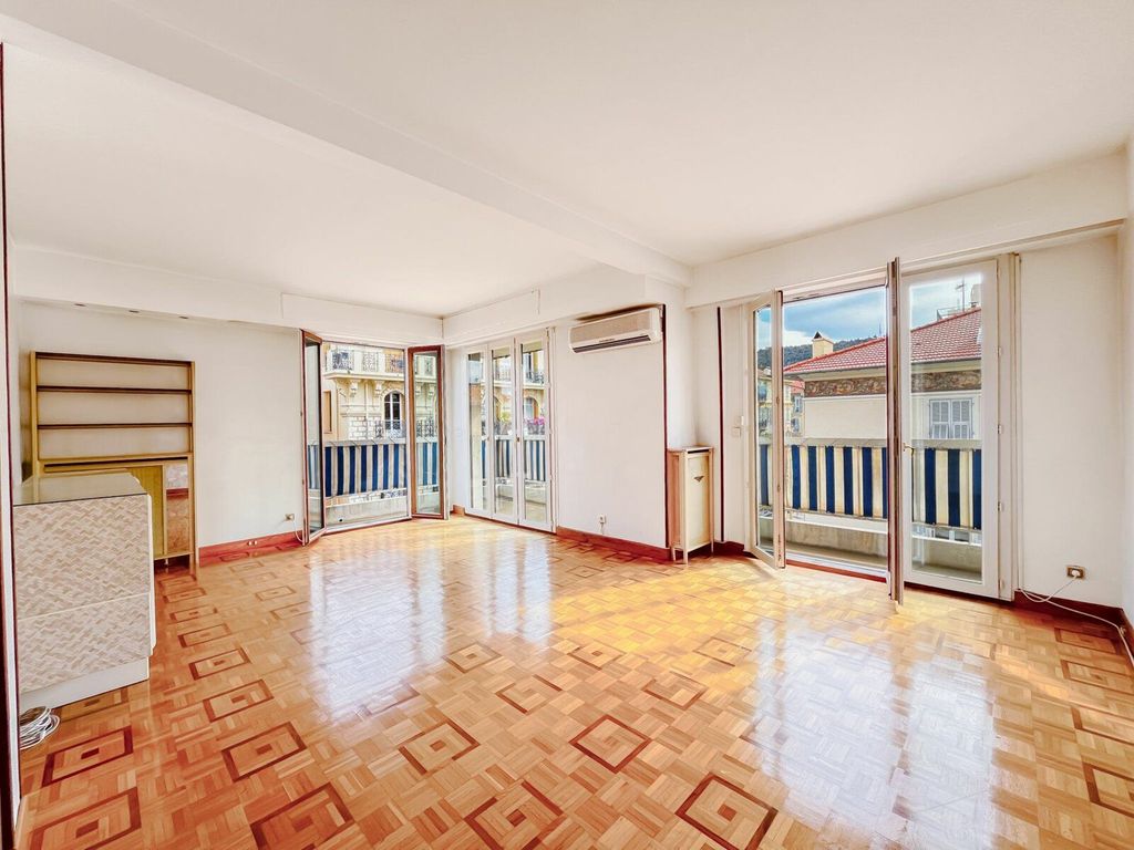 Achat appartement à vendre 2 pièces 70 m² - Nice