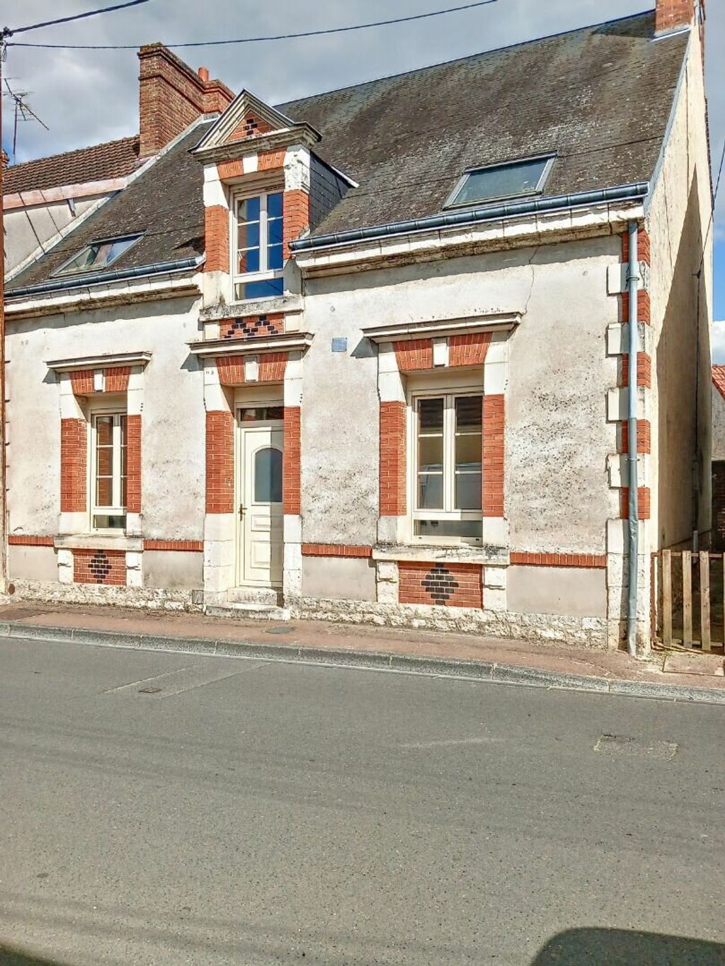 Achat maison à vendre 5 chambres 138 m² - Romorantin-Lanthenay