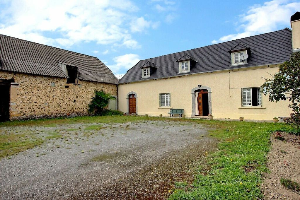 Achat maison à vendre 5 chambres 116 m² - Lucgarier