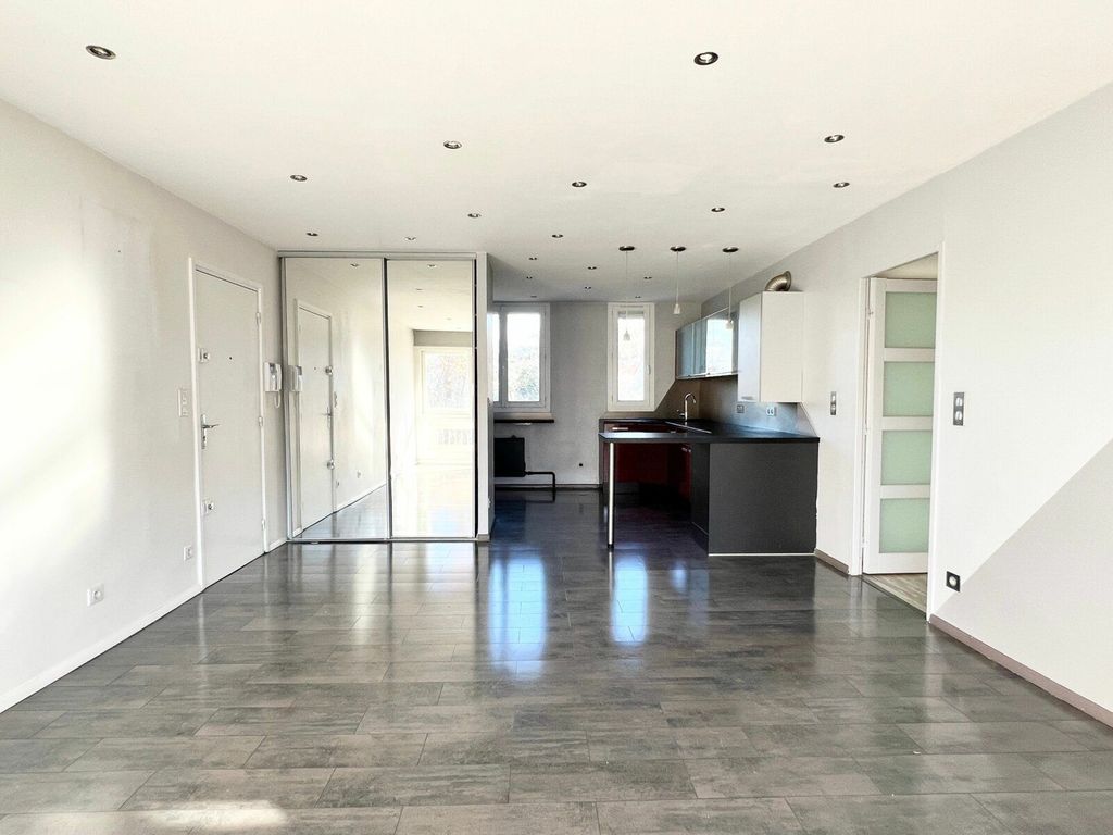 Achat appartement à vendre 2 pièces 60 m² - Caluire-et-Cuire