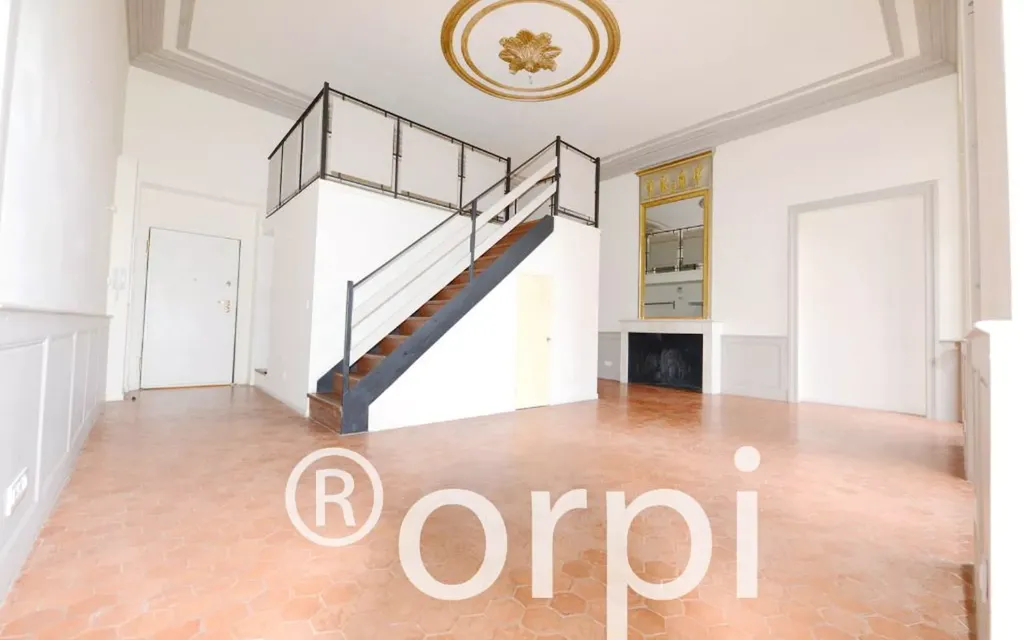 Achat loft à vendre 2 pièces 46 m² - Grasse