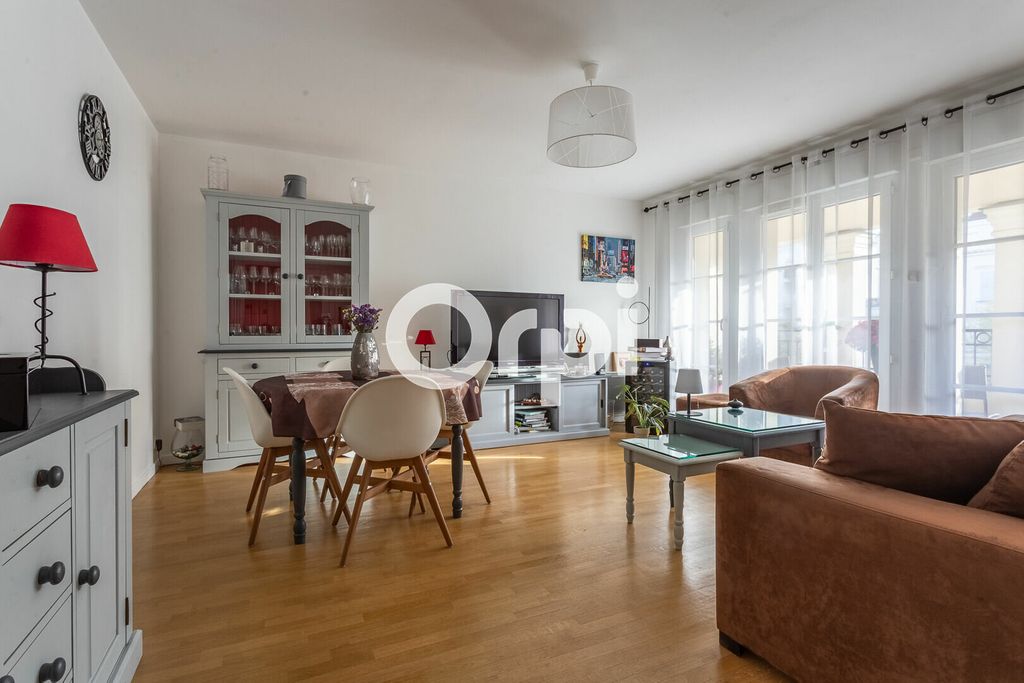 Achat appartement à vendre 3 pièces 67 m² - Le Plessis-Robinson