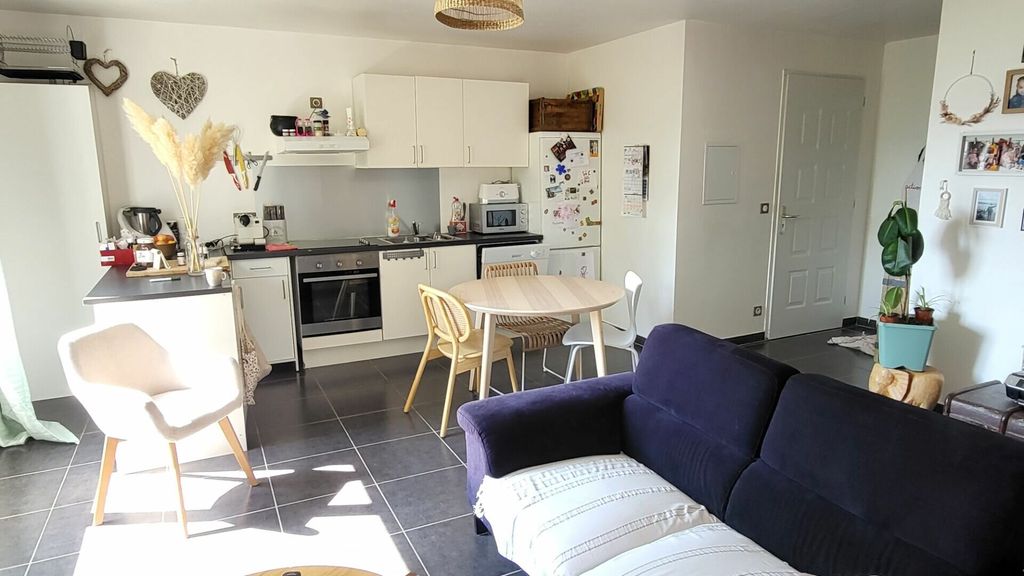 Achat appartement à vendre 4 pièces 77 m² - Salavas