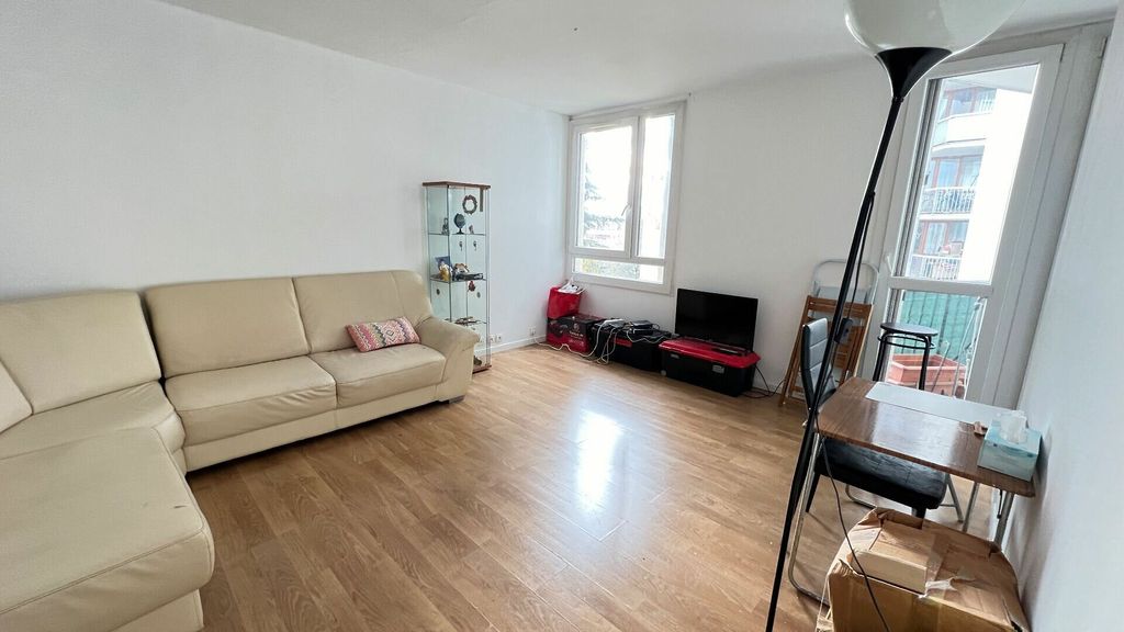 Achat appartement à vendre 2 pièces 65 m² - Neuilly-sur-Marne