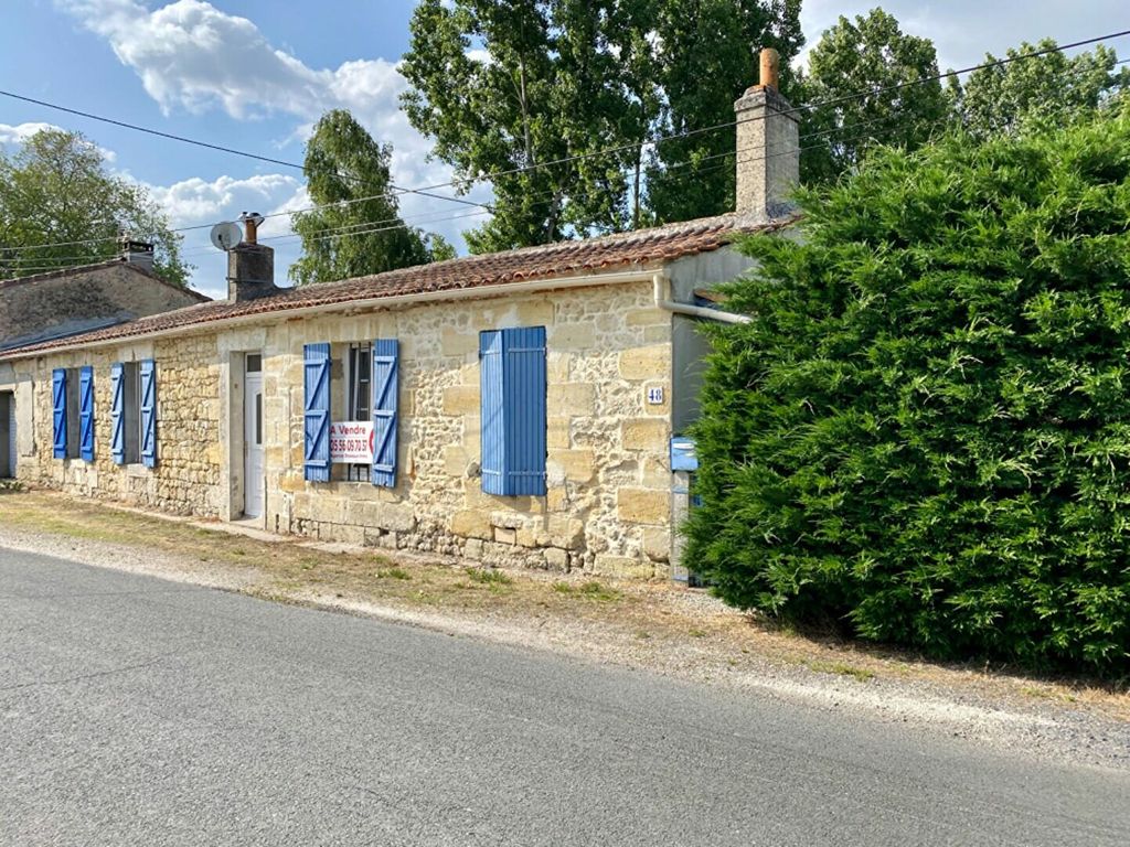 Achat maison à vendre 2 chambres 130 m² - Jau-Dignac-et-Loirac