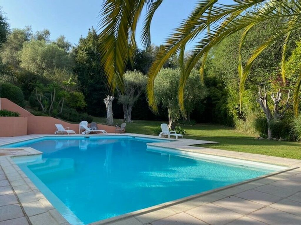 Achat appartement à vendre 4 pièces 100 m² - Cagnes-sur-Mer