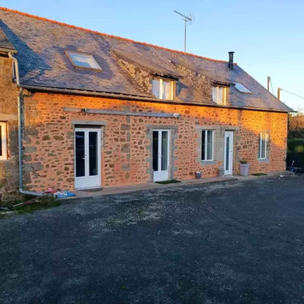 Achat maison à vendre 3 chambres 155 m² - Fougères