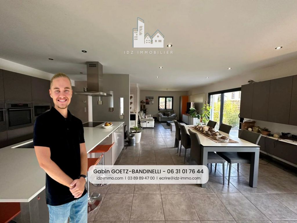 Achat maison à vendre 7 chambres 268 m² - Buschwiller