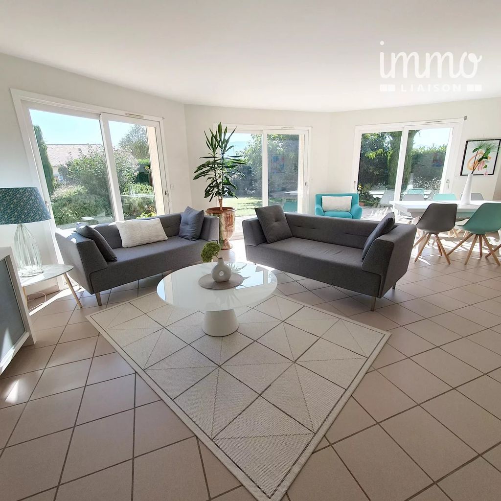 Achat maison à vendre 3 chambres 108 m² - Saint-Paul-lès-Romans
