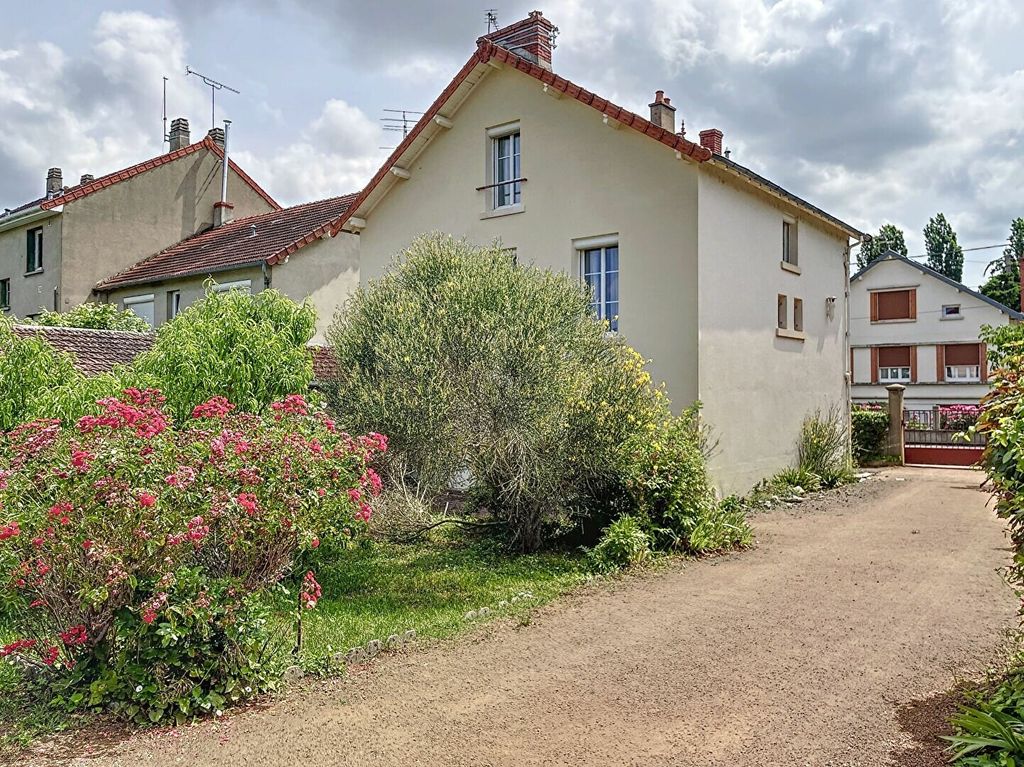 Achat maison à vendre 3 chambres 90 m² - Montluçon