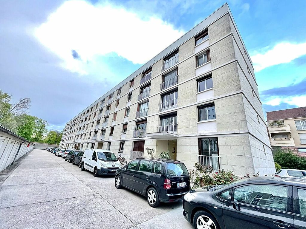 Achat appartement à vendre 3 pièces 77 m² - Choisy-le-Roi