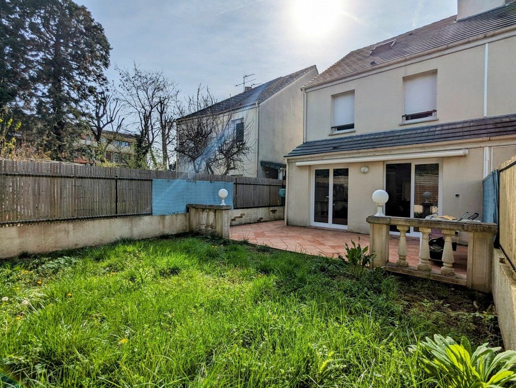 Achat maison à vendre 4 chambres 100 m² - Lagny-sur-Marne