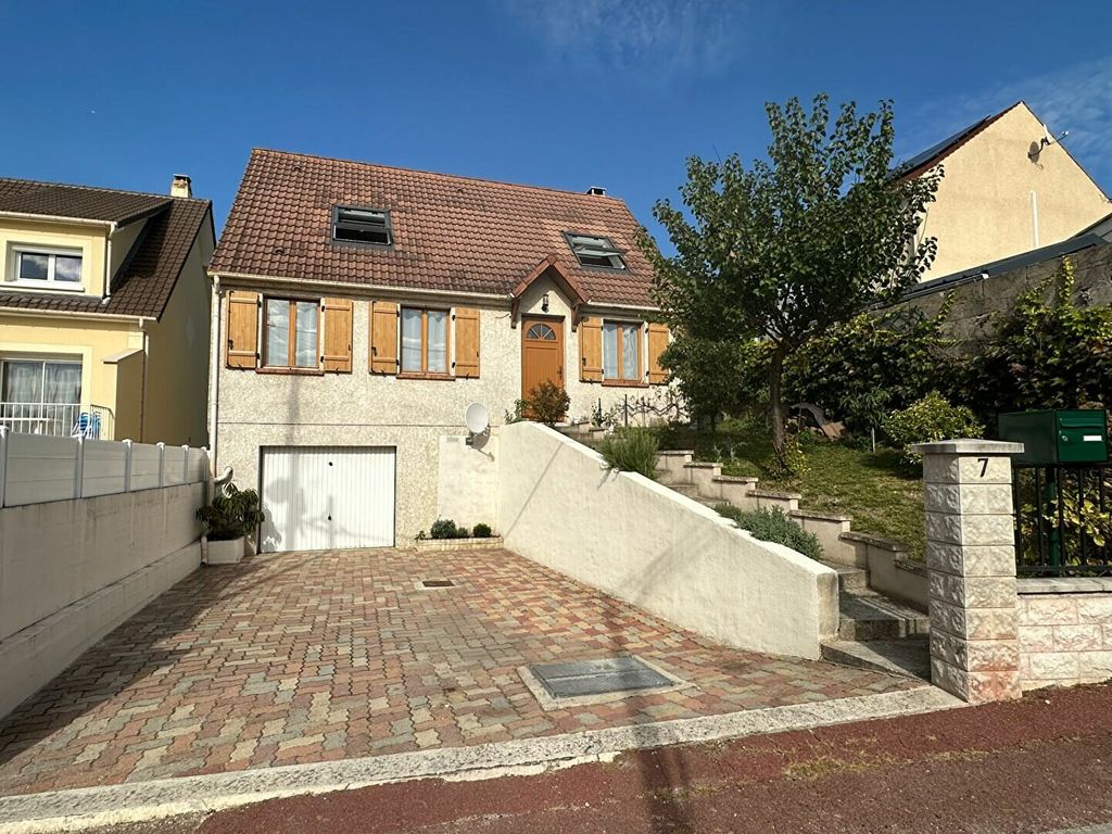 Achat maison à vendre 4 chambres 114 m² - Marly-la-Ville