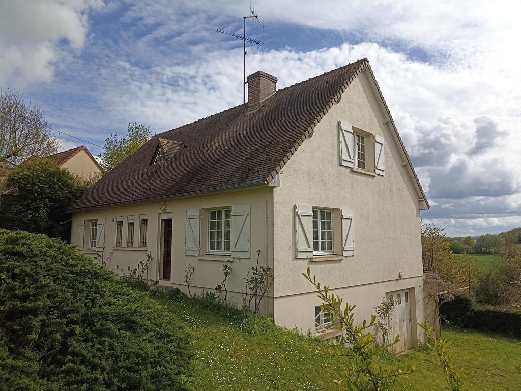 Achat maison à vendre 6 chambres 155 m² - Trizay-Coutretot-Saint-Serge