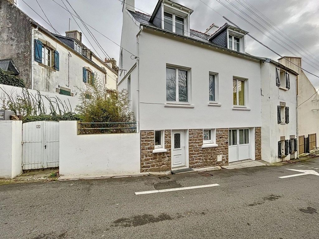 Achat maison à vendre 4 chambres 100 m² - Audierne