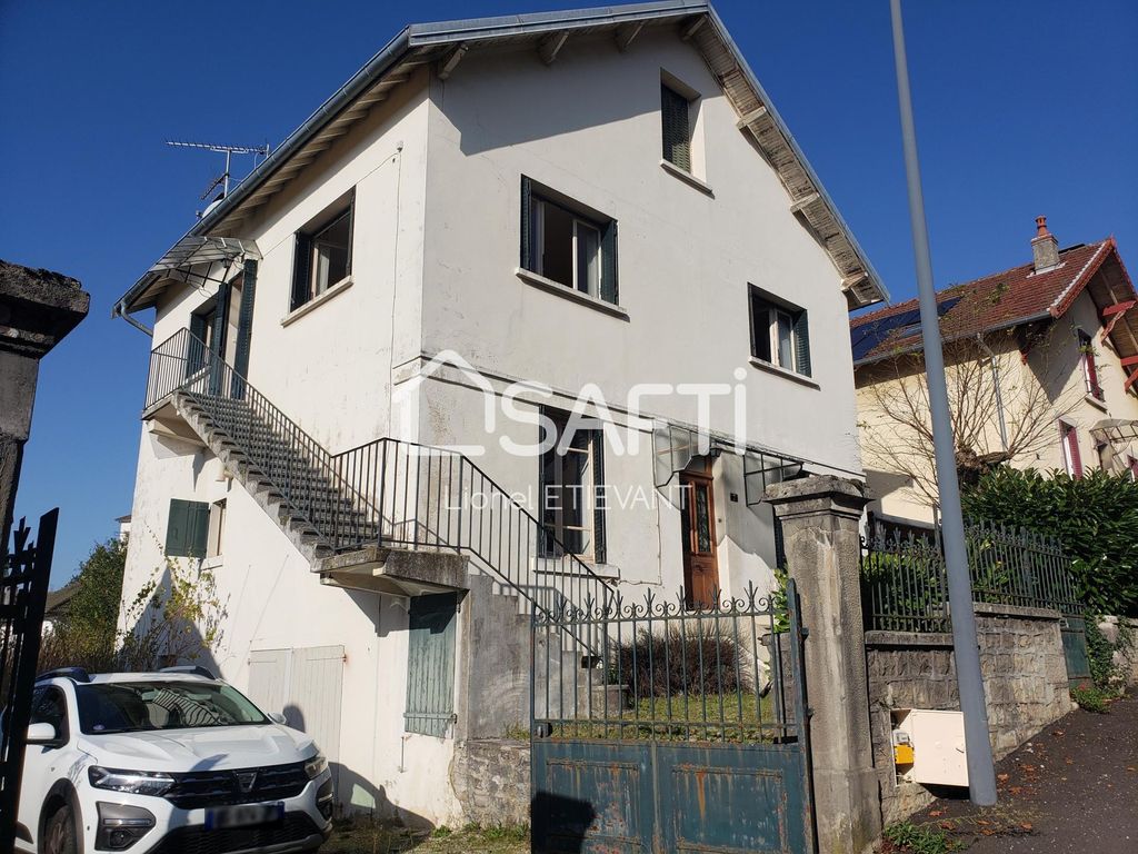 Achat maison à vendre 4 chambres 142 m² - Lons-le-Saunier