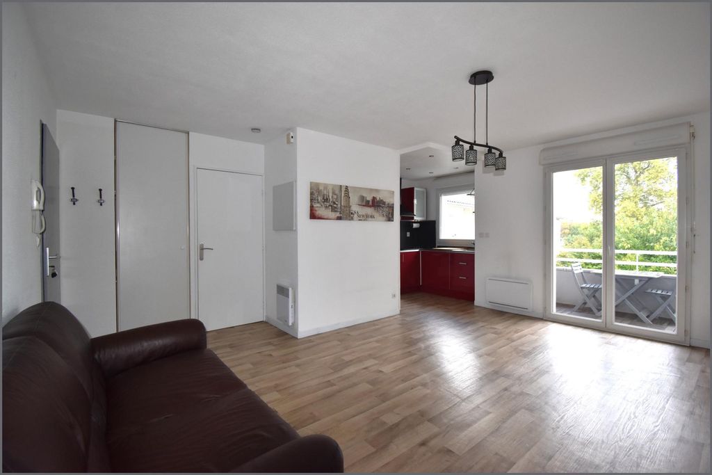 Achat appartement à vendre 3 pièces 57 m² - Villenave-d'Ornon