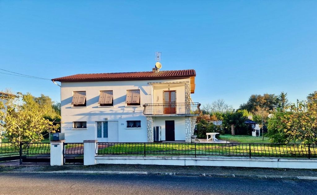 Achat maison à vendre 5 chambres 139 m² - Gabarret