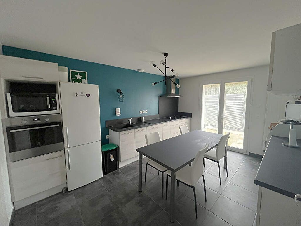 Achat maison à vendre 4 chambres 100 m² - Villeneuve-Tolosane